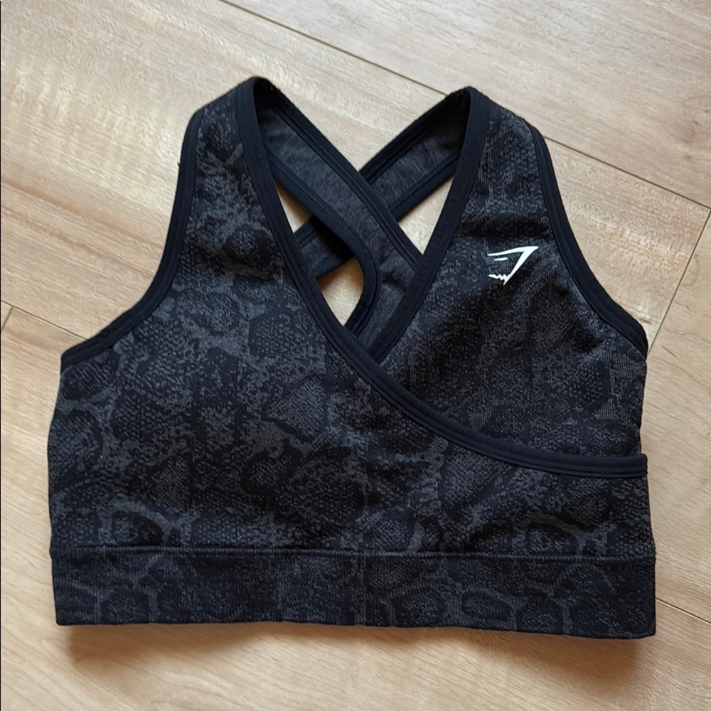 🦈Gymshark Adapt Animal Seamless Sports Bra, Size Small